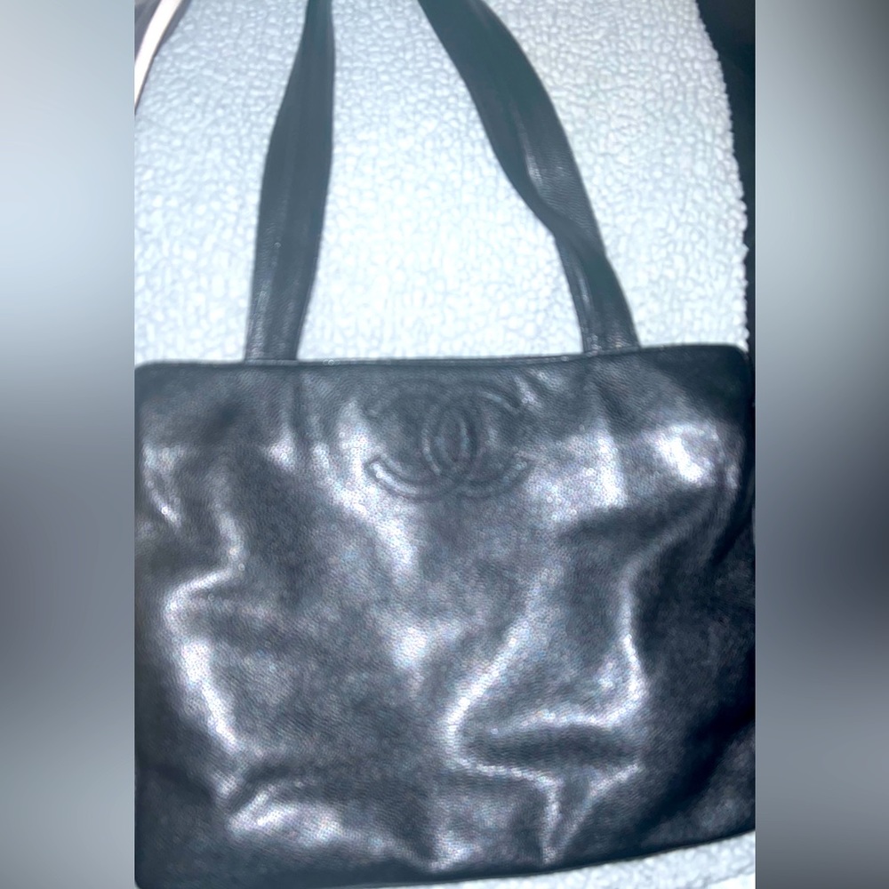 Authentic large vintage Chanel tote caviar leather